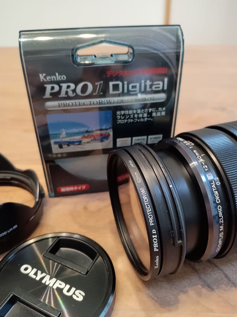 レンズガード付 OLYMPUS M.ZUIKO 12-40mm F2.8 PRO