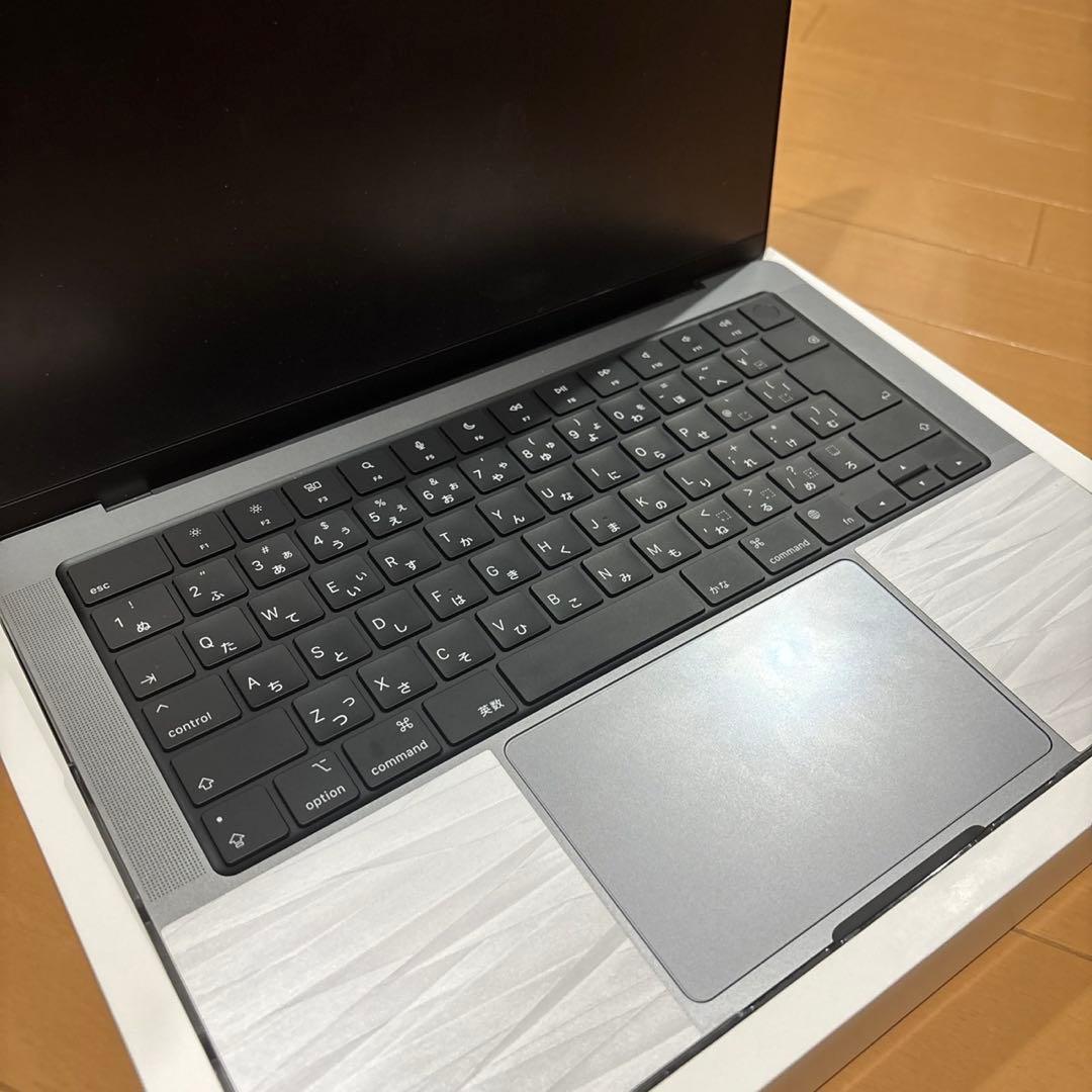 MacBook本体 Apple MacBook Pro 16GB 1TB