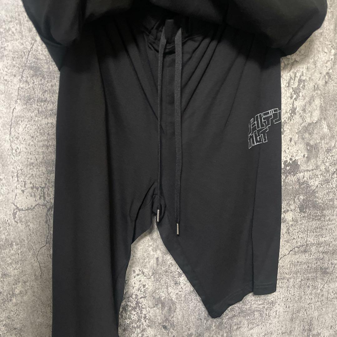 ゴールデンカムイ　ドンキコラボ　刺青人皮　ルームウェア　上下　Tシャツ　LL