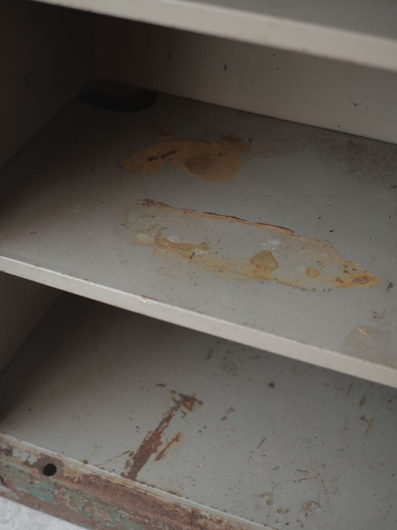 収納棚　鉄　サビ　棚　店舗什器　台　古家具　古道具　アンティーク　昭和レトロ