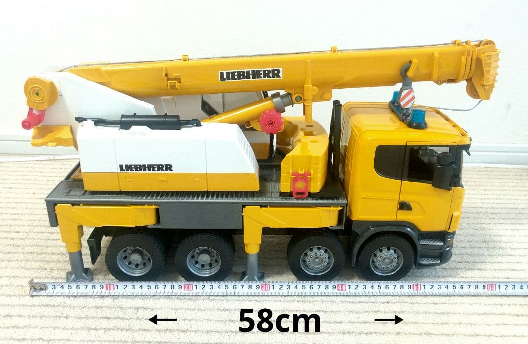 BRUDER クレーン車