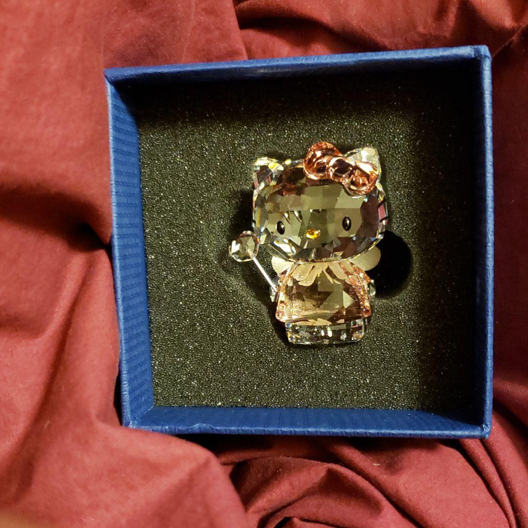 スワロフスキーキティちゃん(o^－^o)