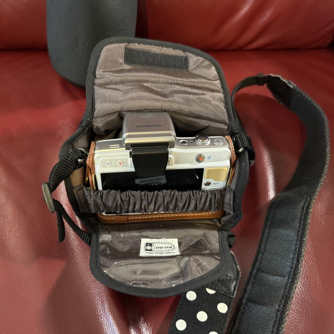 OLYMPUS PEN mini E-PM2 ダブルズームキット 一眼レフ