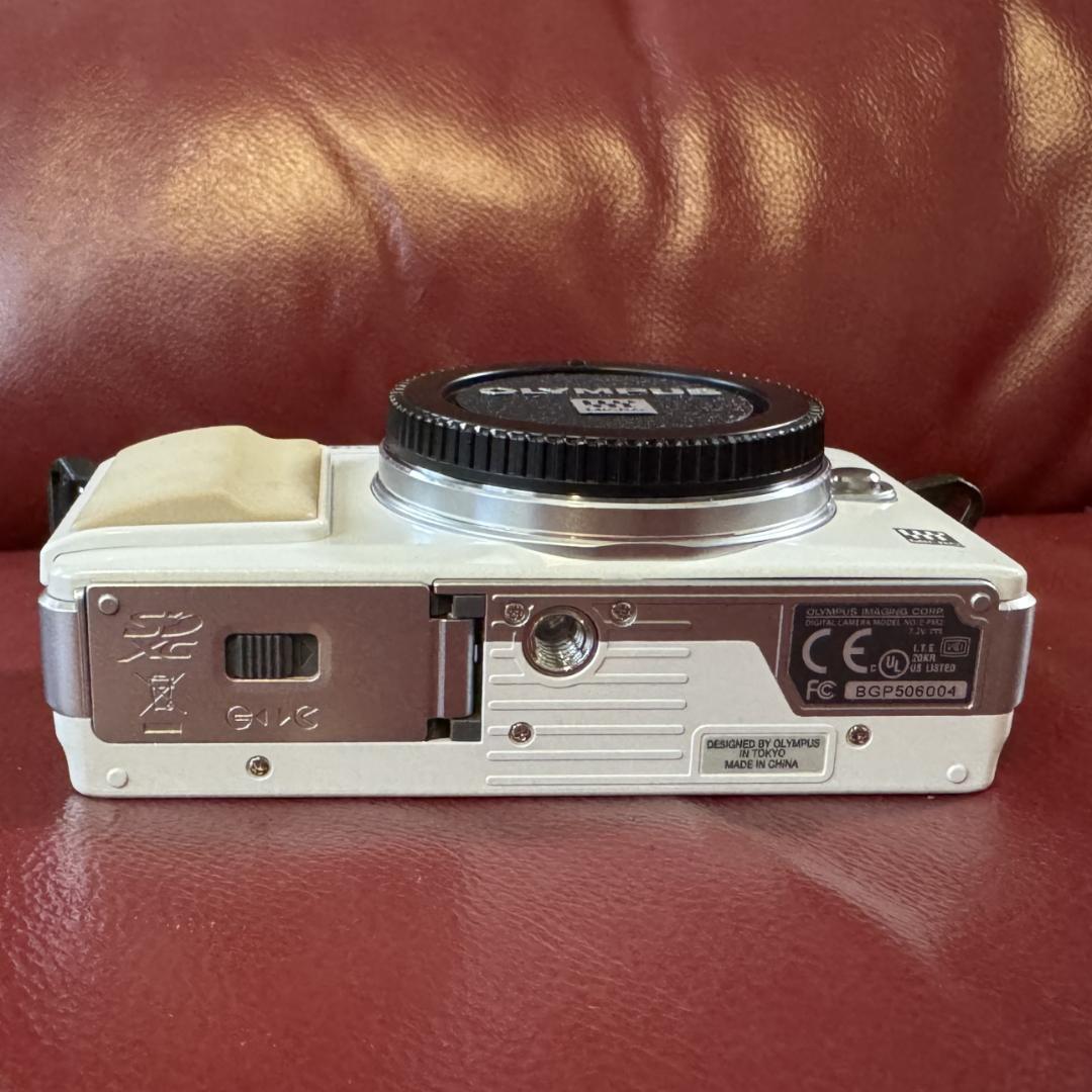OLYMPUS PEN mini E-PM2 ダブルズームキット 一眼レフ