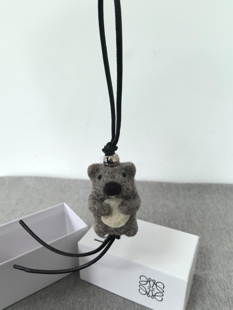 ふわふわマスコット調 立体的なネズミチャーム癒し系アクセサリートレンディで可愛い