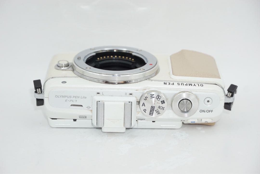 OLYMPUS PEN E-PL7 オリンパス