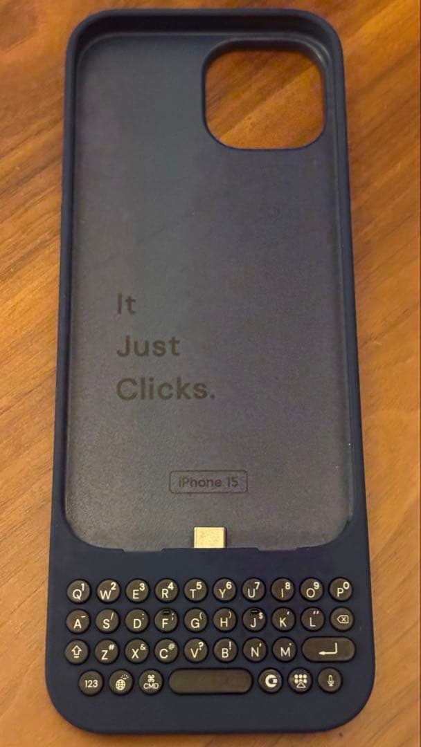 Clicks Keyboard for iPhone 15 中古 自宅保管品