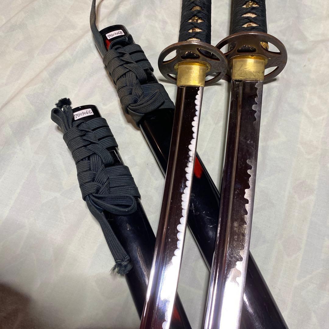 居合刀大小２本セット 濃緑柄 十字透し丸鍔 炎図黒呂鞘