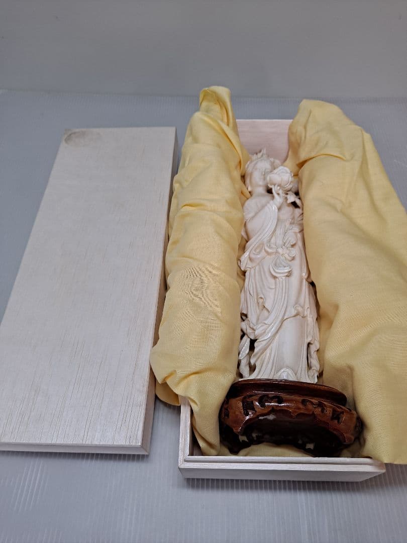 極上天女 置物 377g/台込み高さ約26㎝ 合わせ箱 送料込み