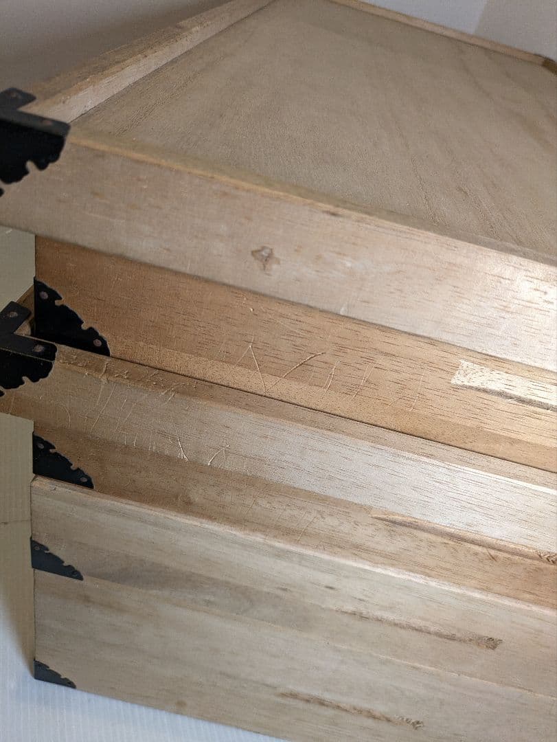 桐箱　桐箪笥　衣装ケース　4段