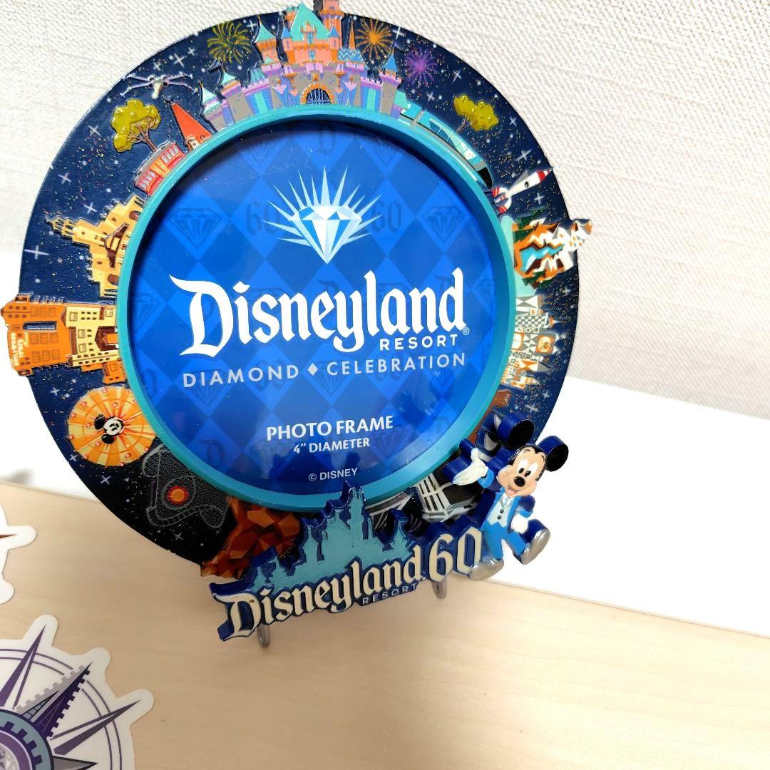 カリフォルニアディズニーランドリゾート 60周年フォトフレーム＆WDWステッカー