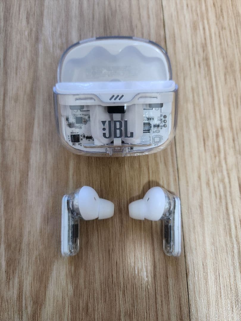 JBL ワイヤレスイヤホン クリアケース付き