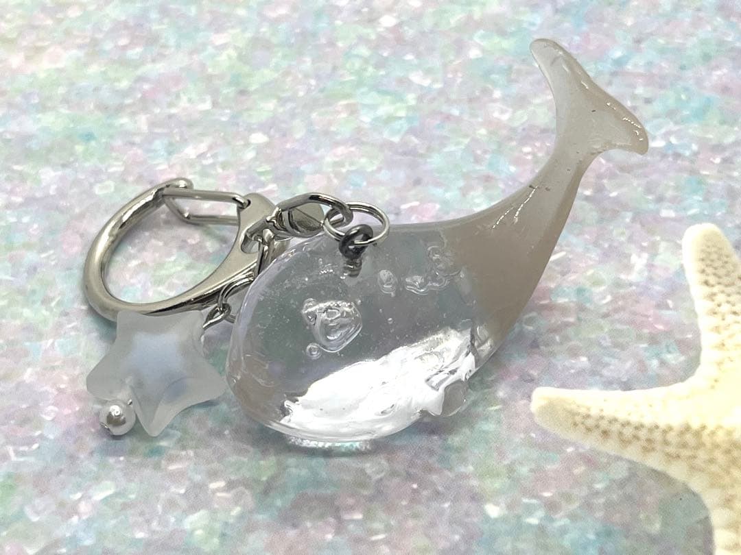 クジラ　レジン　バブル　バックチャーム　キーホルダー