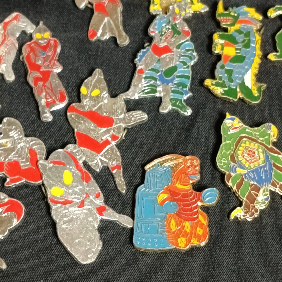 ウルトラマン　当時物　昔のピンバッチ　ピンズ　円谷プロ　小学館