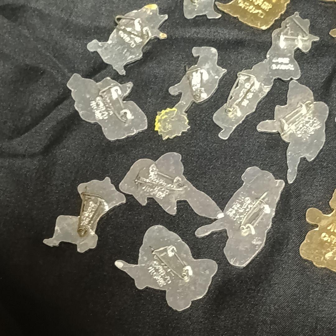 ウルトラマン　当時物　昔のピンバッチ　ピンズ　円谷プロ　小学館