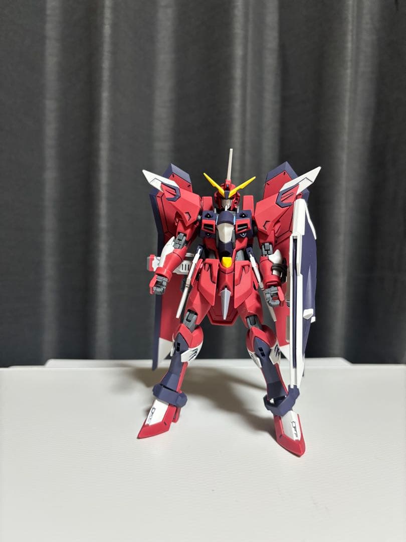 ガンプラSEED freedom 塗装済み完成品5機、未組み立てキット4つセット