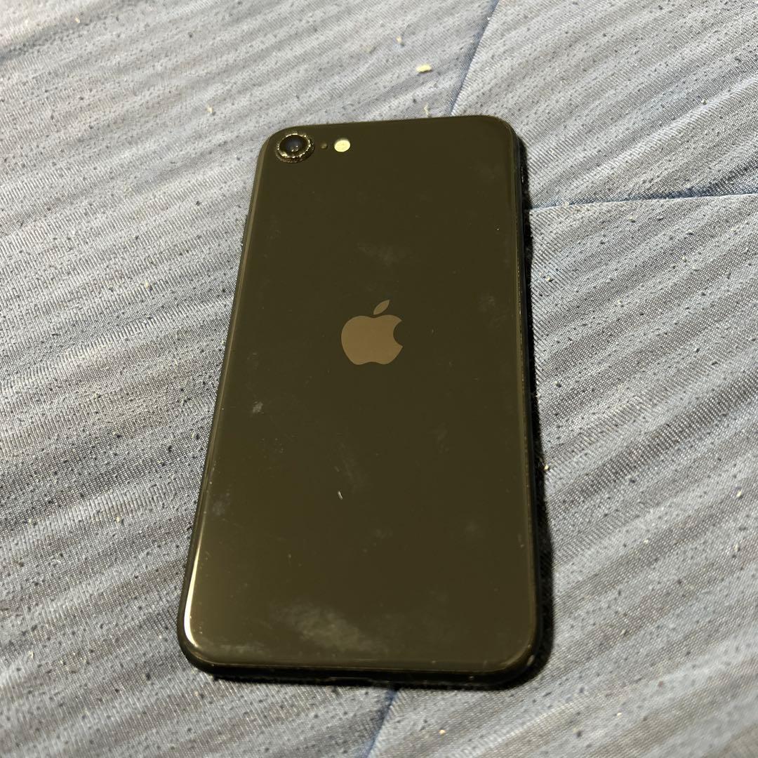 Apple iPhone SE2世代ブラック 画面傷あり