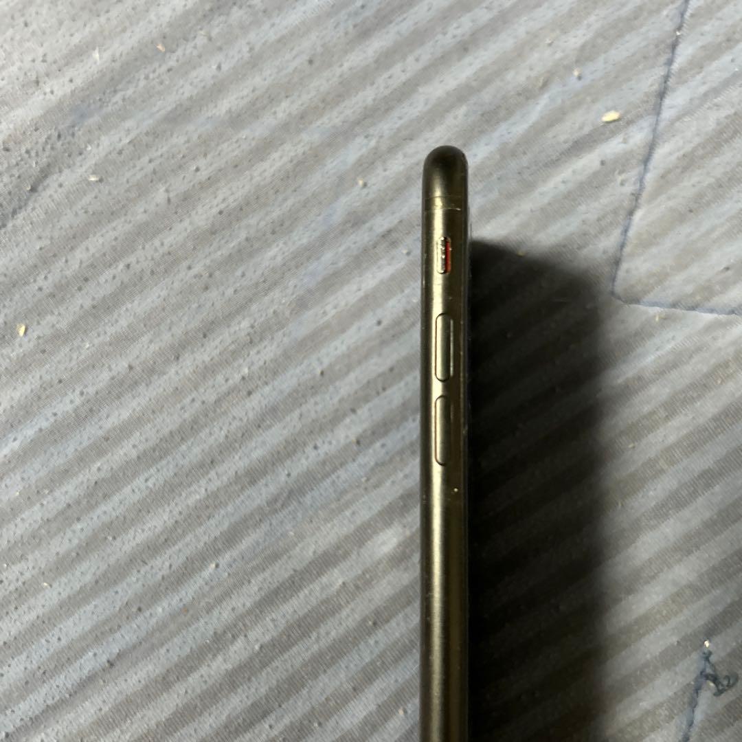 Apple iPhone SE2世代ブラック 画面傷あり