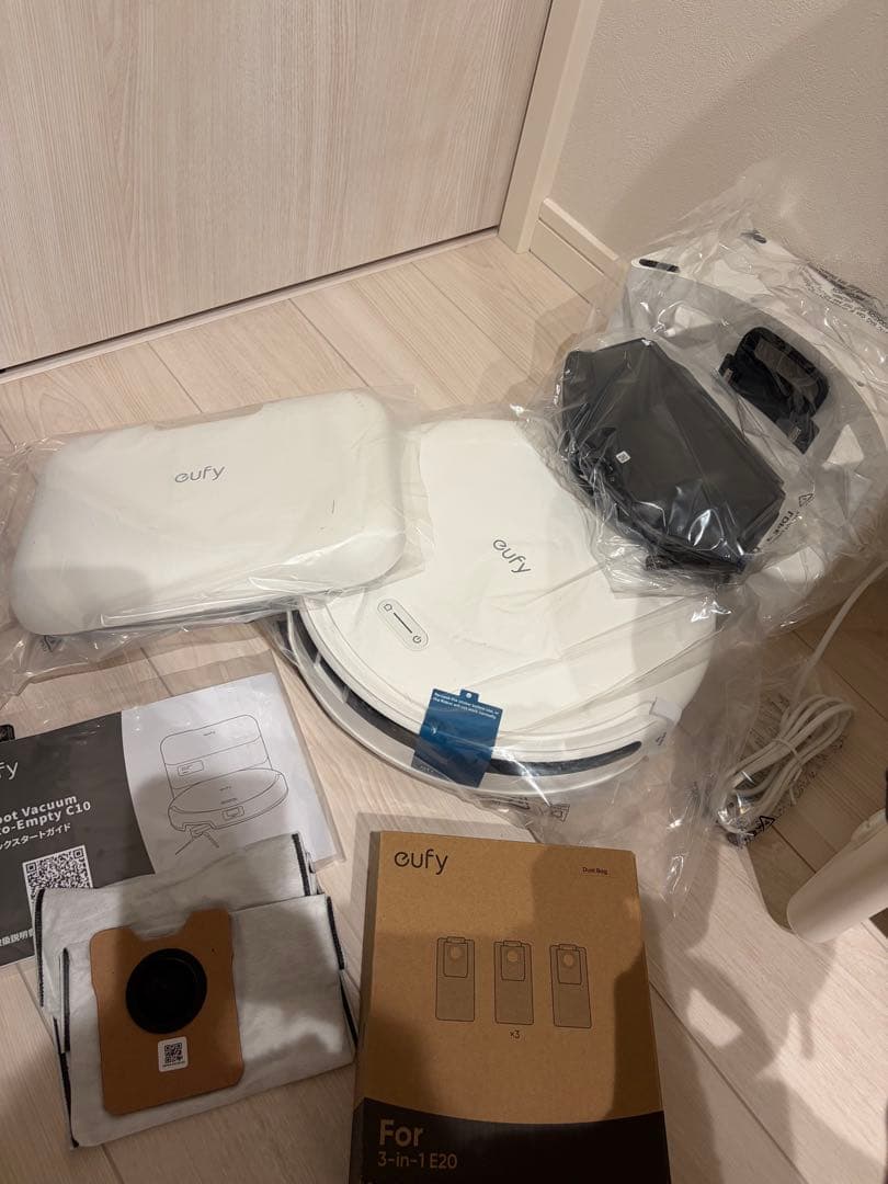 eufy ロボット掃除機本体 グレー　ダストバッグ3個付き