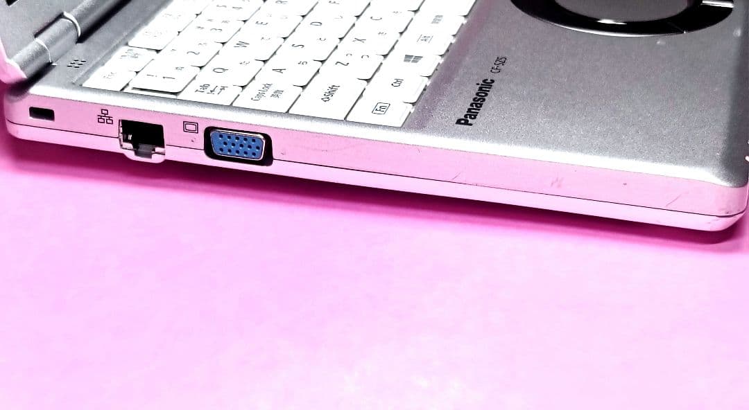 SSD256✨8GB✨i5✨小型軽量✨オフィス✨カメラ付きレッツノートパソコン