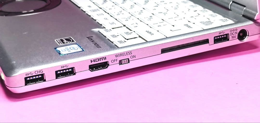 SSD256✨8GB✨i5✨小型軽量✨オフィス✨カメラ付きレッツノートパソコン