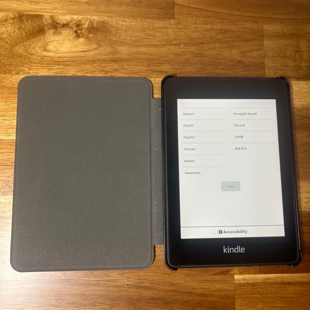 Kindle Paperwhite第10世代 木の葉デザインカバー付き
