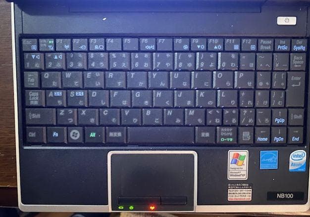 Toshiba NB100 ノートPC SSD搭載 Windows7