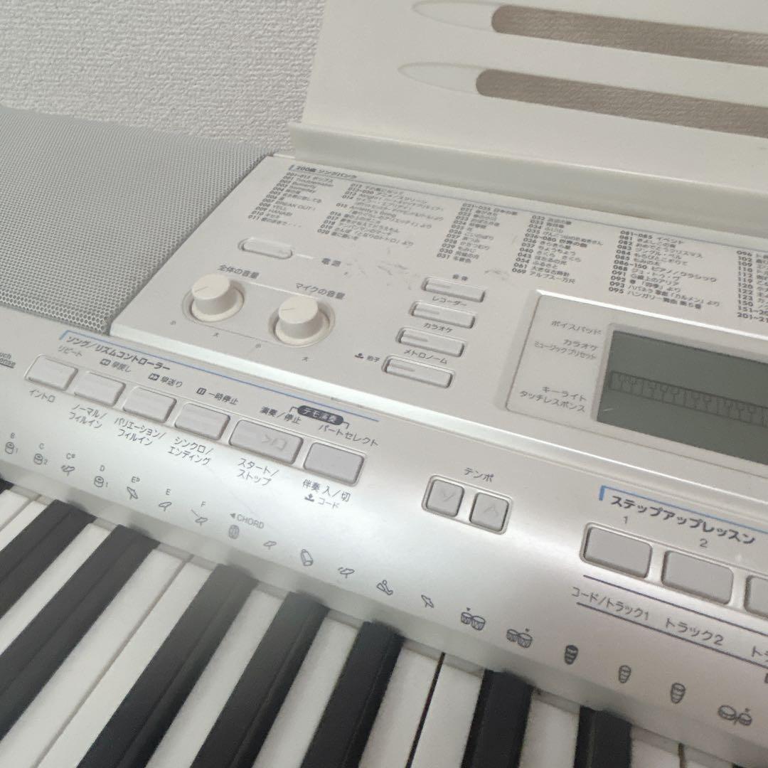 CASIO LK208 ✨光ナビゲーション✨電子ピアノ 61鍵