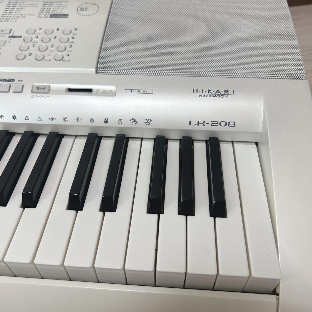 CASIO LK208 ✨光ナビゲーション✨電子ピアノ 61鍵