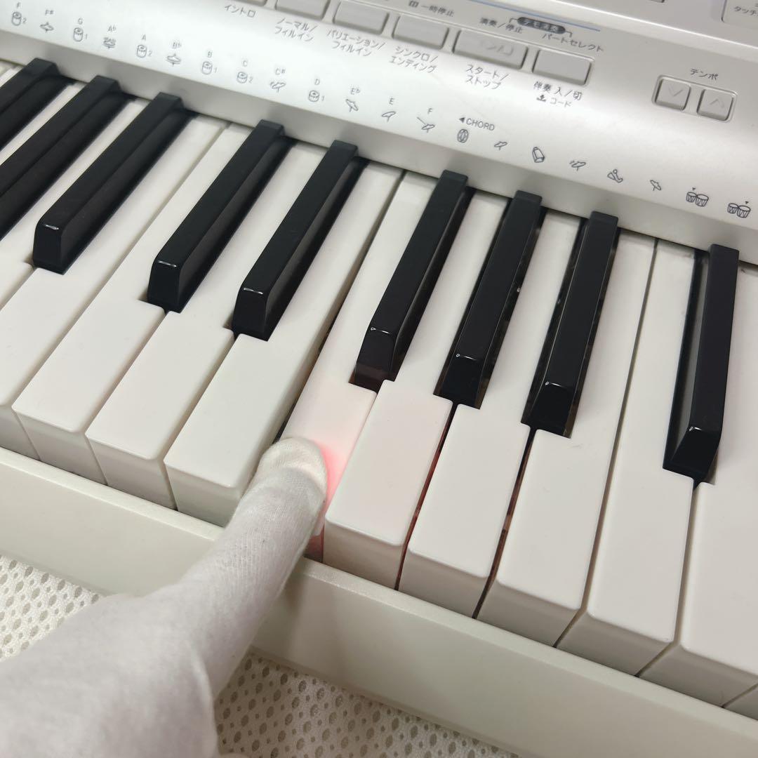 CASIO LK208 ✨光ナビゲーション✨電子ピアノ 61鍵