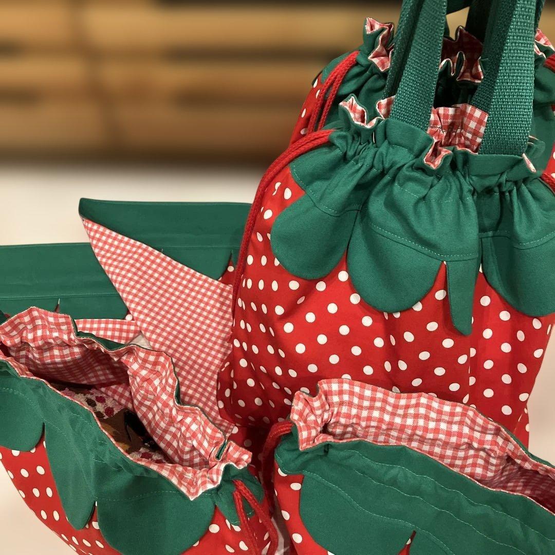 BOO様追加オーダー専用ページいちごお弁当袋お着替え袋ランチマット