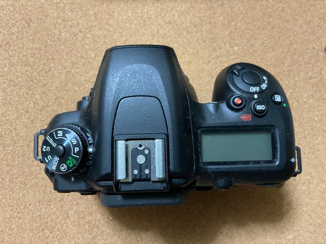 Nikon D7500 ボディ 中古 オマケ付き