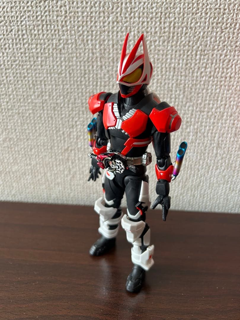 S.H.Figuarts仮面ライダーギーツブーストマグナム&フィーバーパーツ