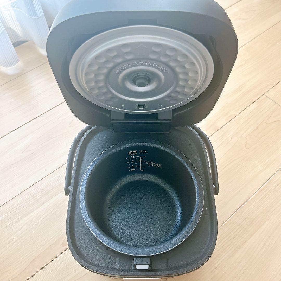 【美品】JBS-A055KM 炊飯器 3合 タイガー マイコン 炊飯ジャー
