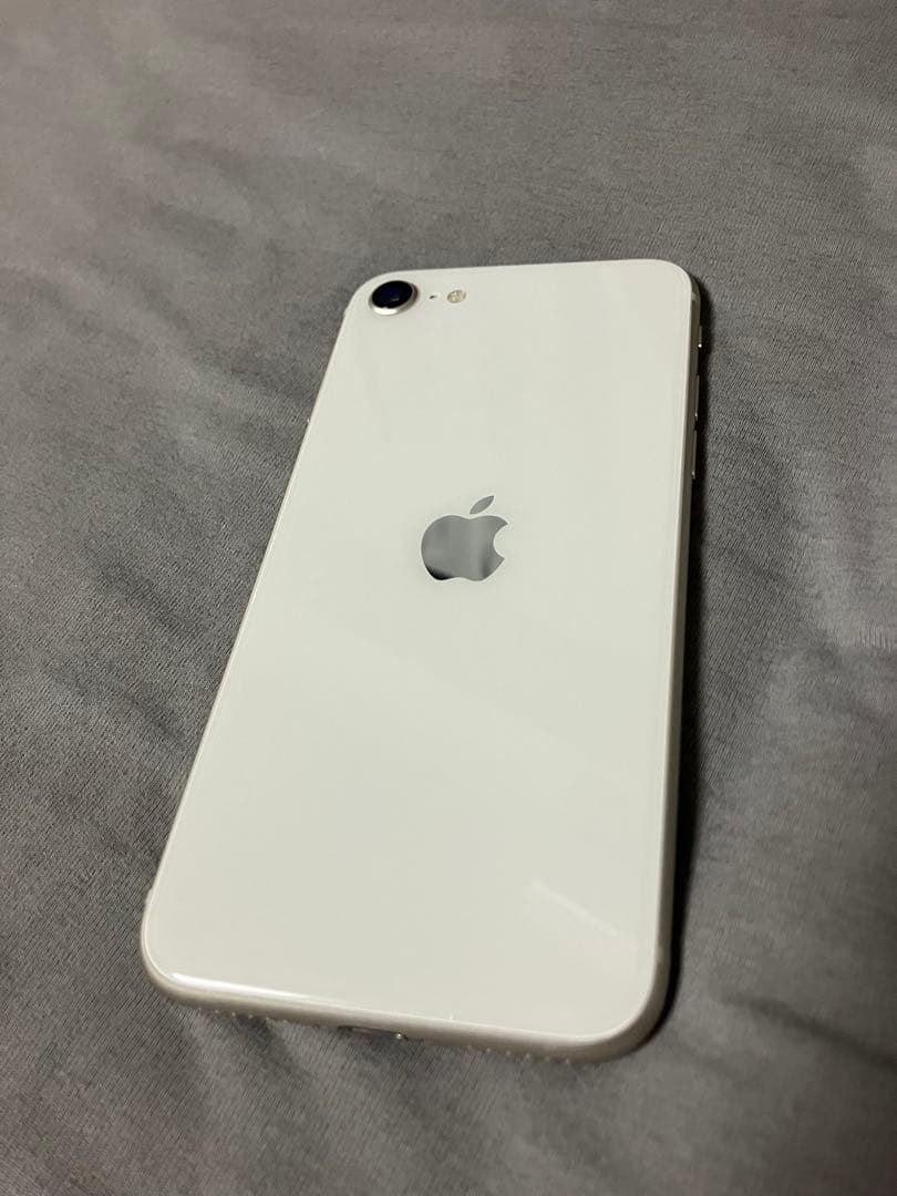 iPhone SE (第3世代) 64GB SIMフリー 美品バッテリー100%