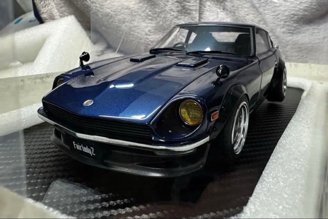 希少レア 1/18 IG0767 Nissan フェアレディZ S30