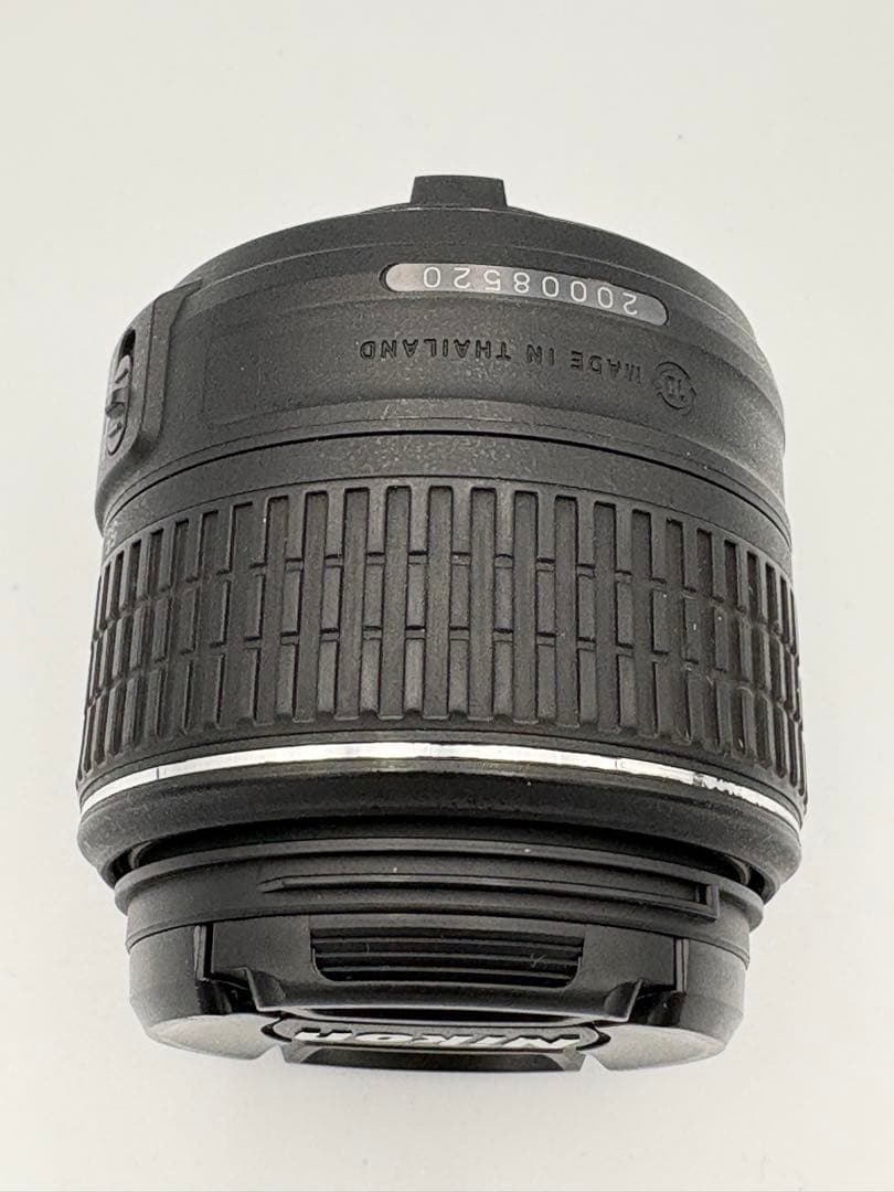 超美品　Nikon D3300 レンズキット SDカード付 低シャッター