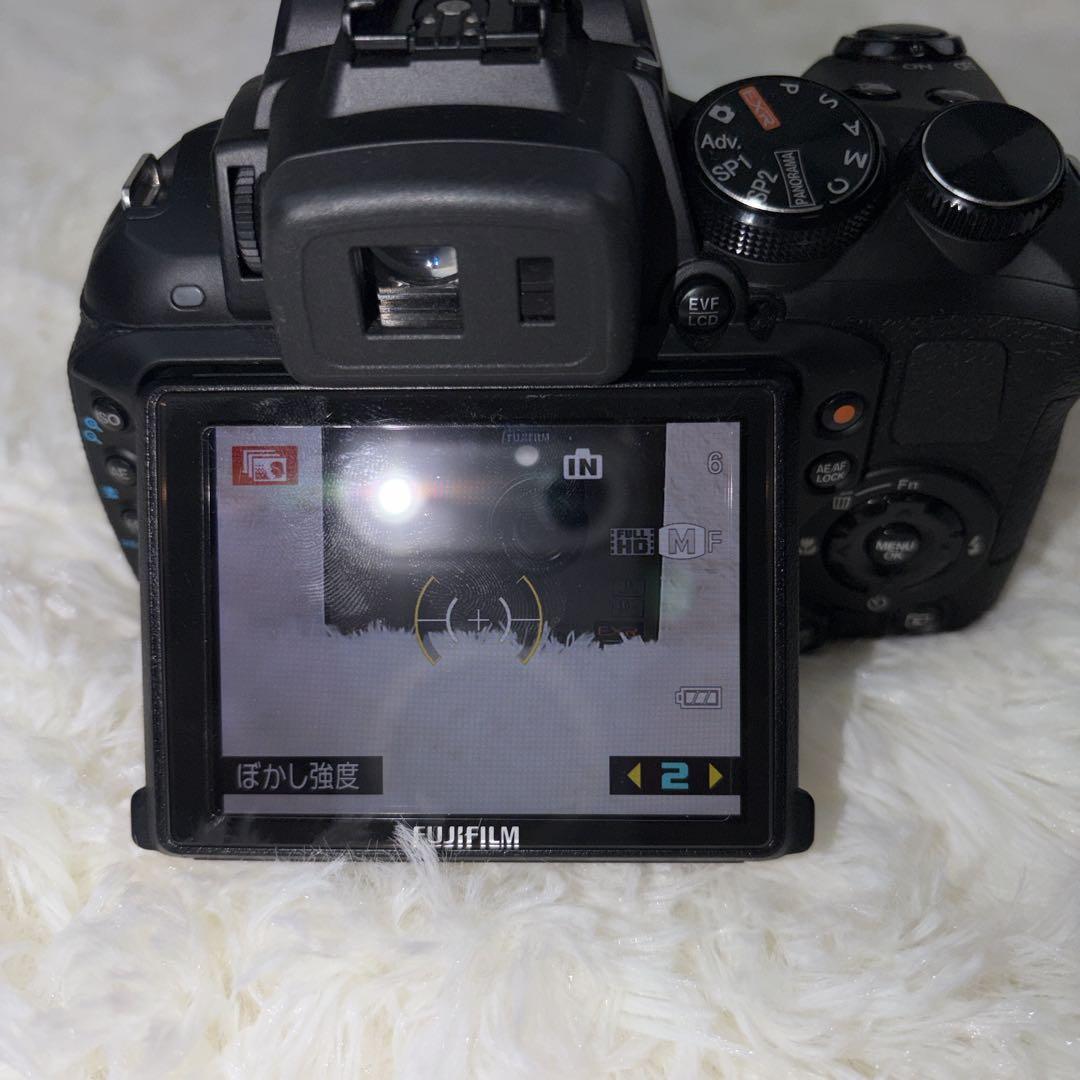FUJIFILM 富士フイルム　HS30 EXR 30倍ズーム