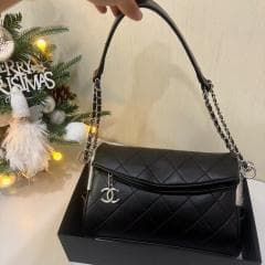 非売品 ショルダーバッグ メイクアップ用 大容量 ブラック