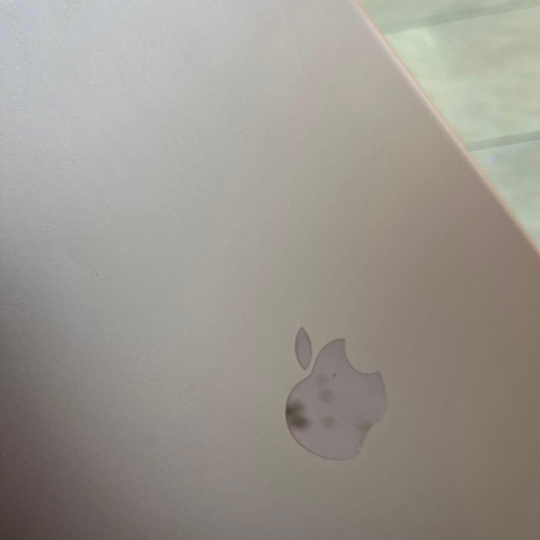 iPad8世代Wi-Fi モデル 32G ゴールド