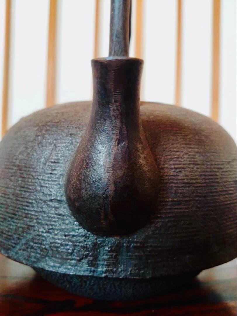 南部成龍堂鋳造所　南部鉄瓶