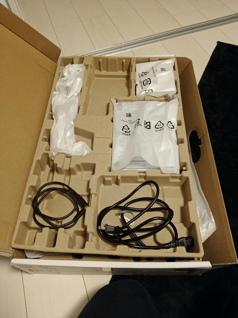 ディスプレイ・モニター本体 Dell S2725QC-A 27-Inch 4K Monitor