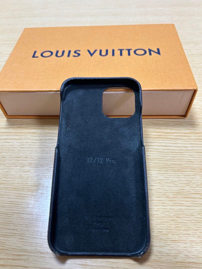 Louis Vuitton ドーフィーヌ iPhone 12/12 Pro