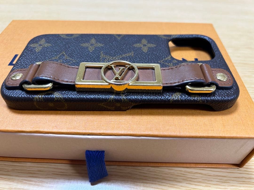 Louis Vuitton ドーフィーヌ iPhone 12/12 Pro