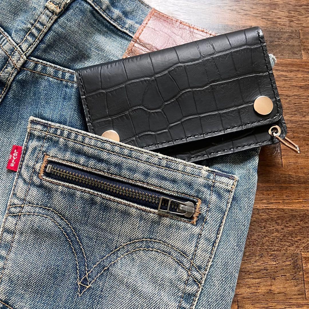 牛革 トラッカーウォレット ミドル 黒 クロコ型押し 『紙幣折らずに収納可』