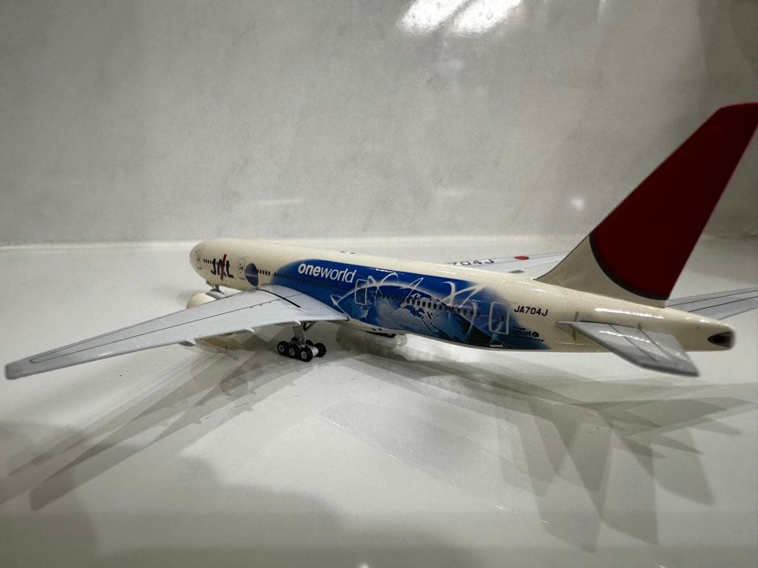 JAL Boeing777-246/ER oneworld 特別塗装 1/400