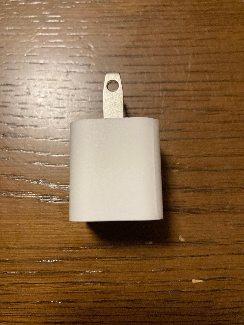 iPhone 8 64GB ゴールド SIMロック解除済 バッテリー不良