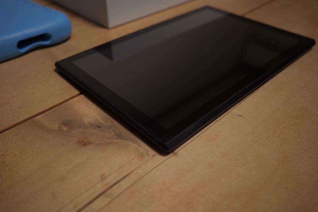 【ほぼ未使用・付属品完備】Android Kids10 ケース付き