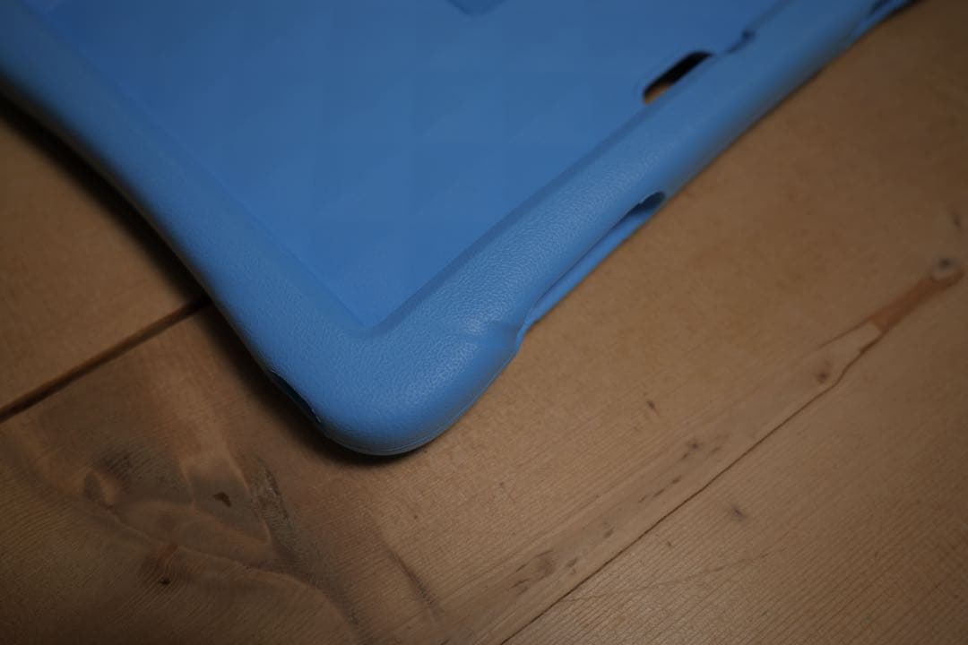 【ほぼ未使用・付属品完備】Android Kids10 ケース付き