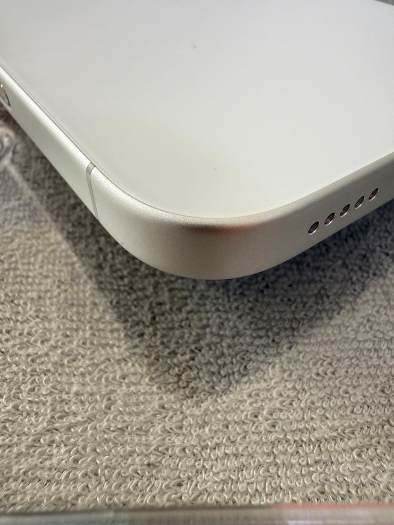 Apple iPhone 16 128GB 本体